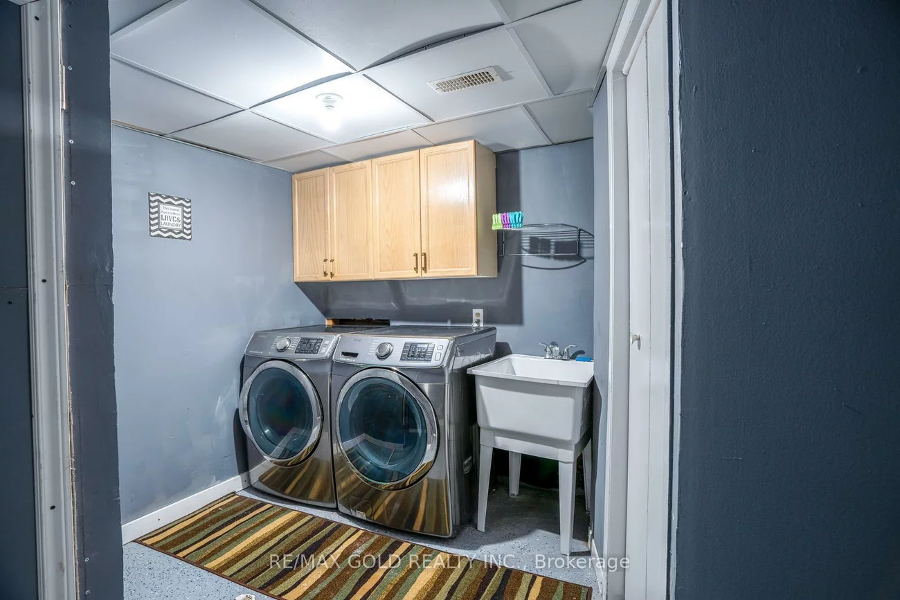 2, Kinzie, Grove East, Barrie