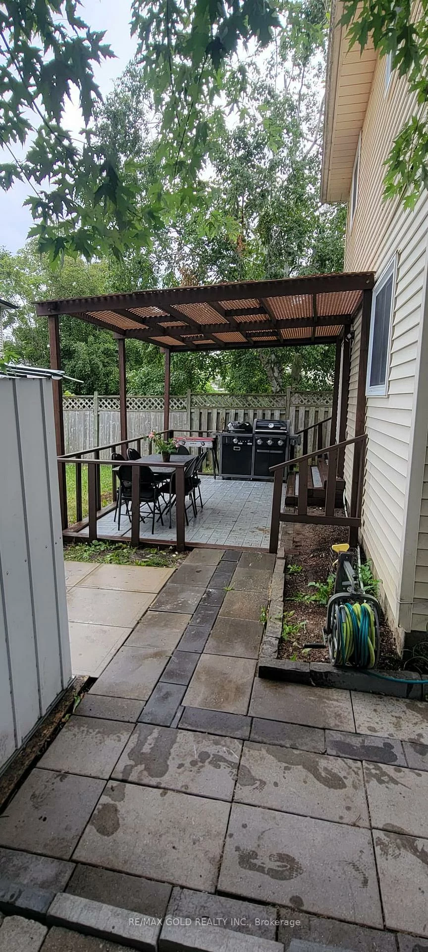 2, Kinzie, Grove East, Barrie