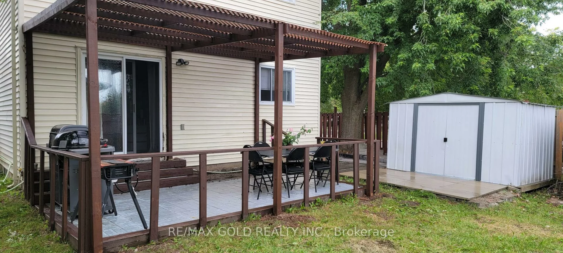 2, Kinzie, Grove East, Barrie