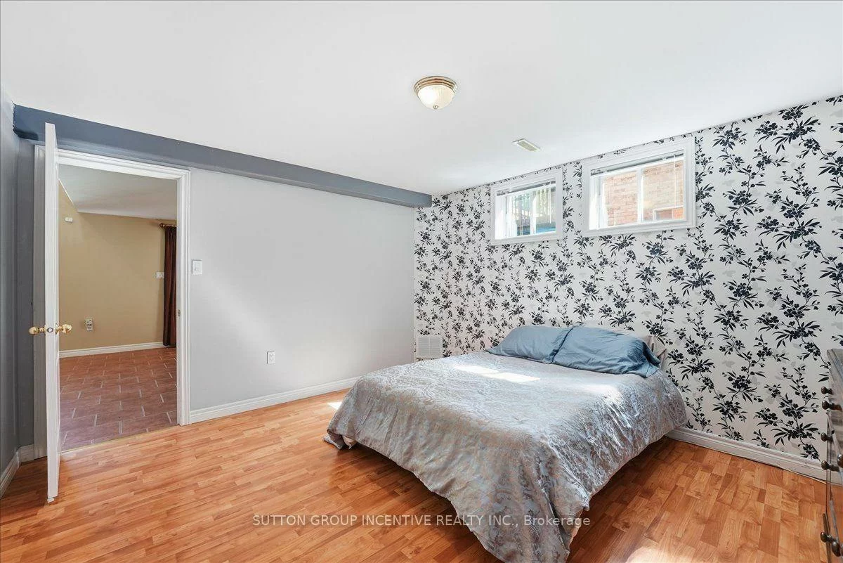200, Cumming, Ardagh, Barrie