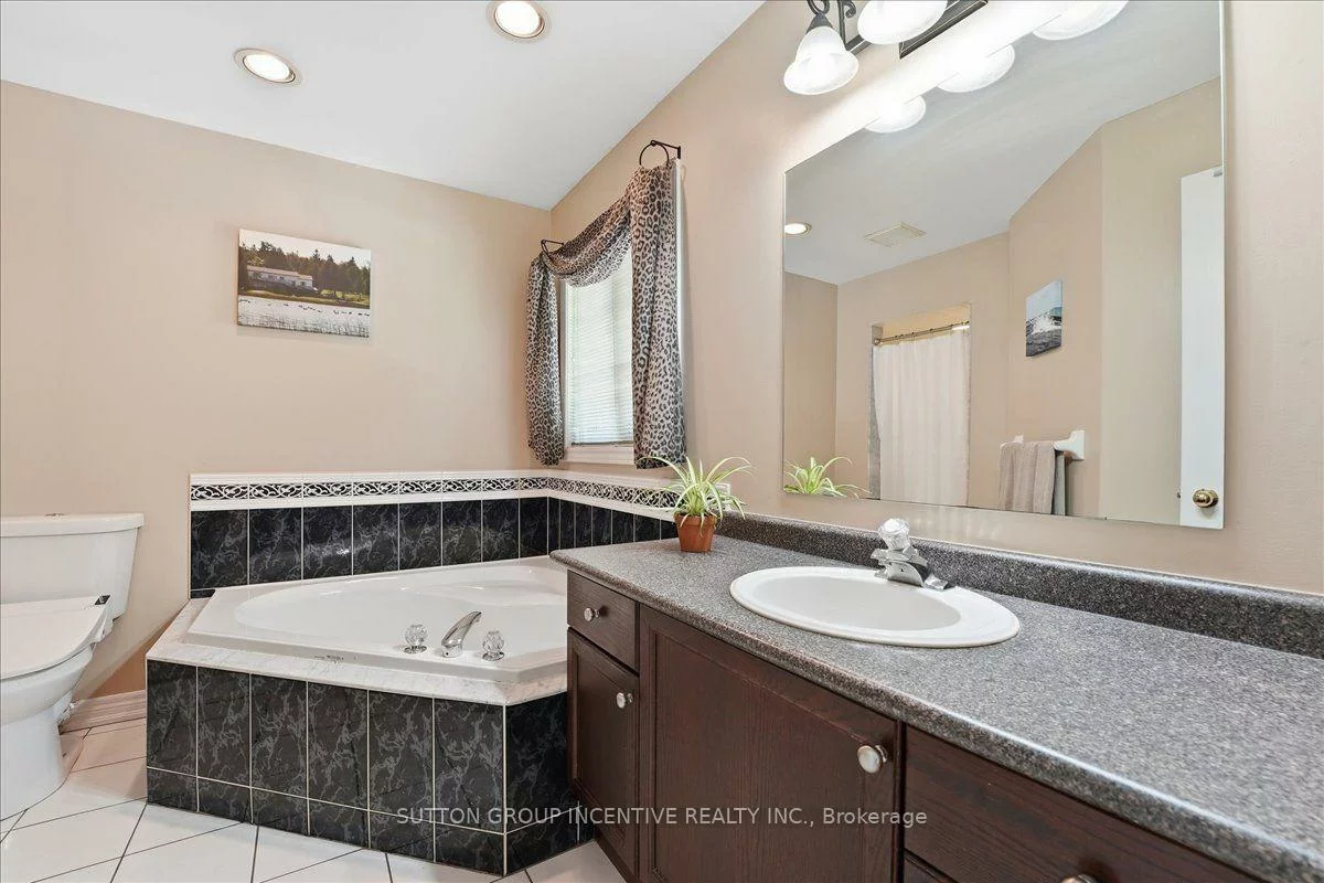 200, Cumming, Ardagh, Barrie