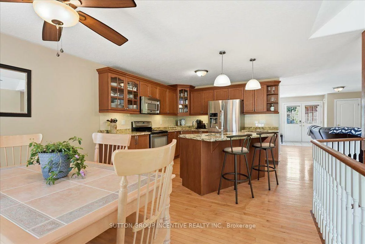 200, Cumming, Ardagh, Barrie