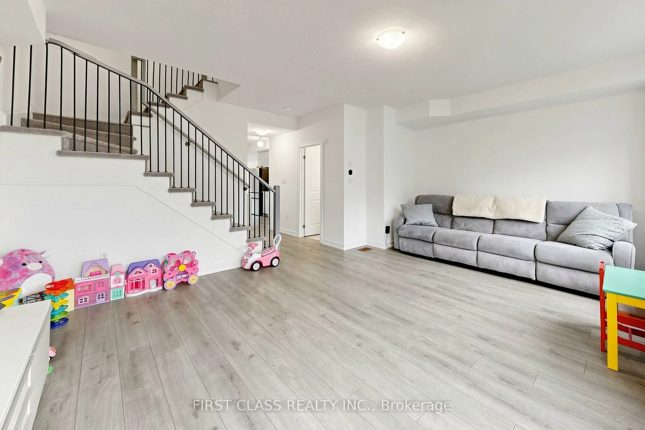 55, Red Maple, Painswick South, Barrie