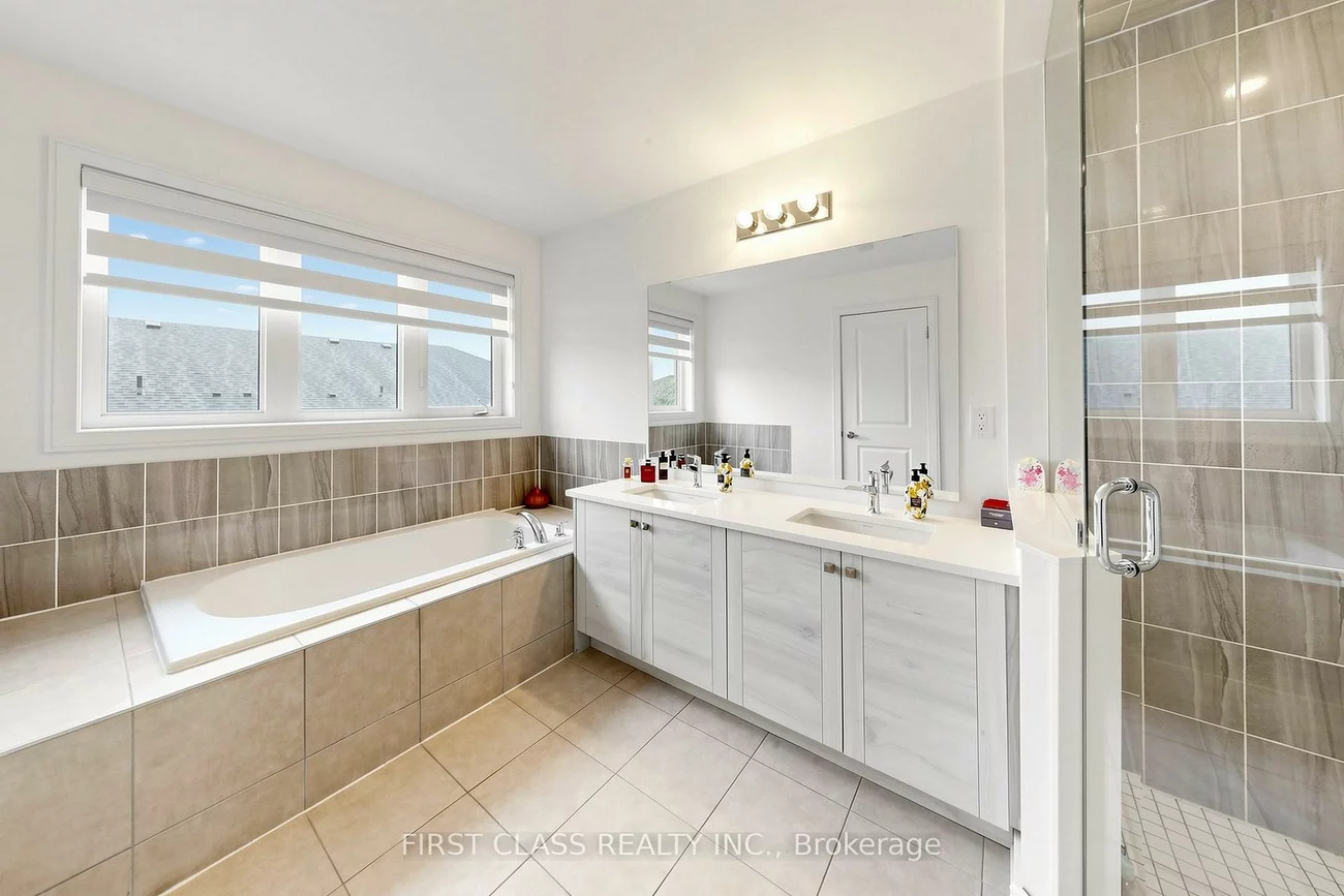 55, Red Maple, Painswick South, Barrie