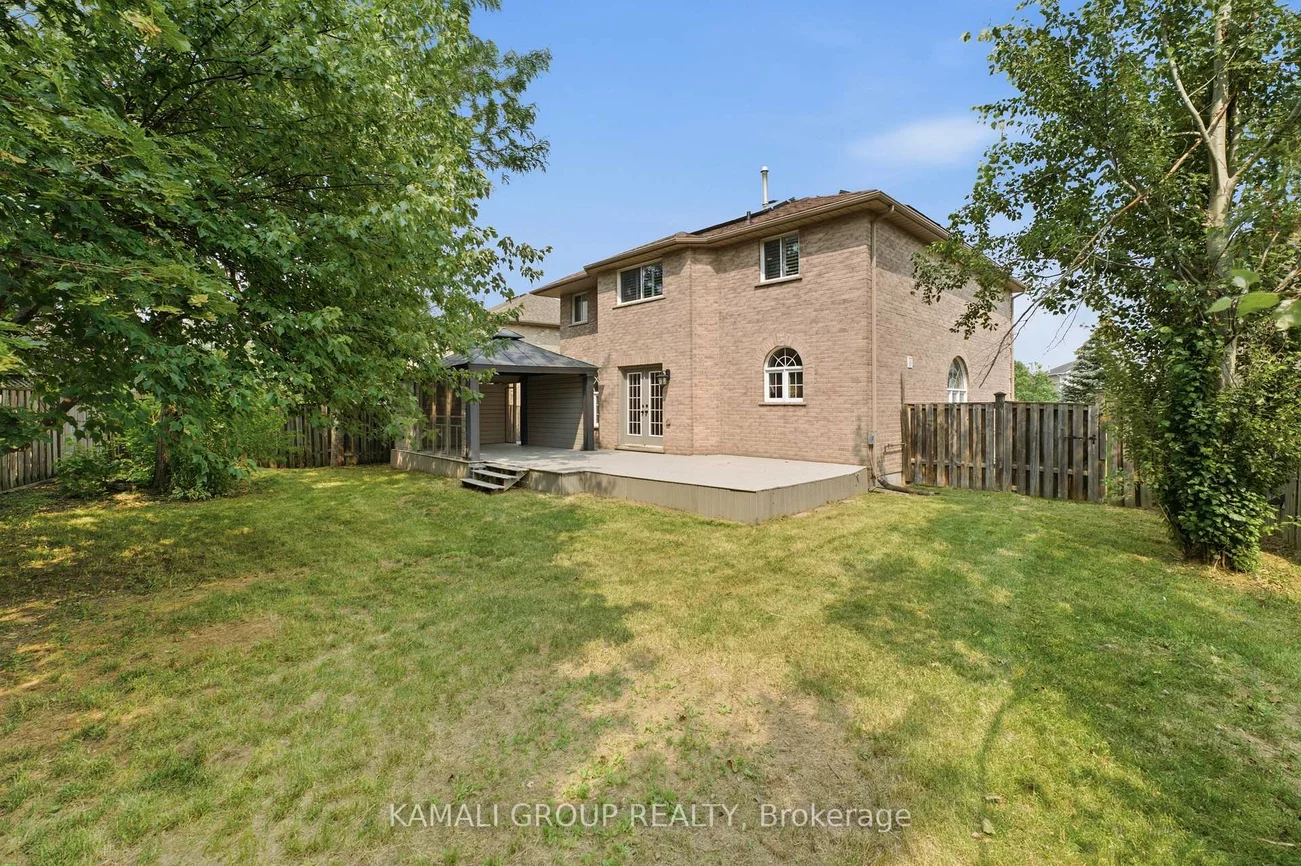 10, Rebecca, Painswick South, Barrie