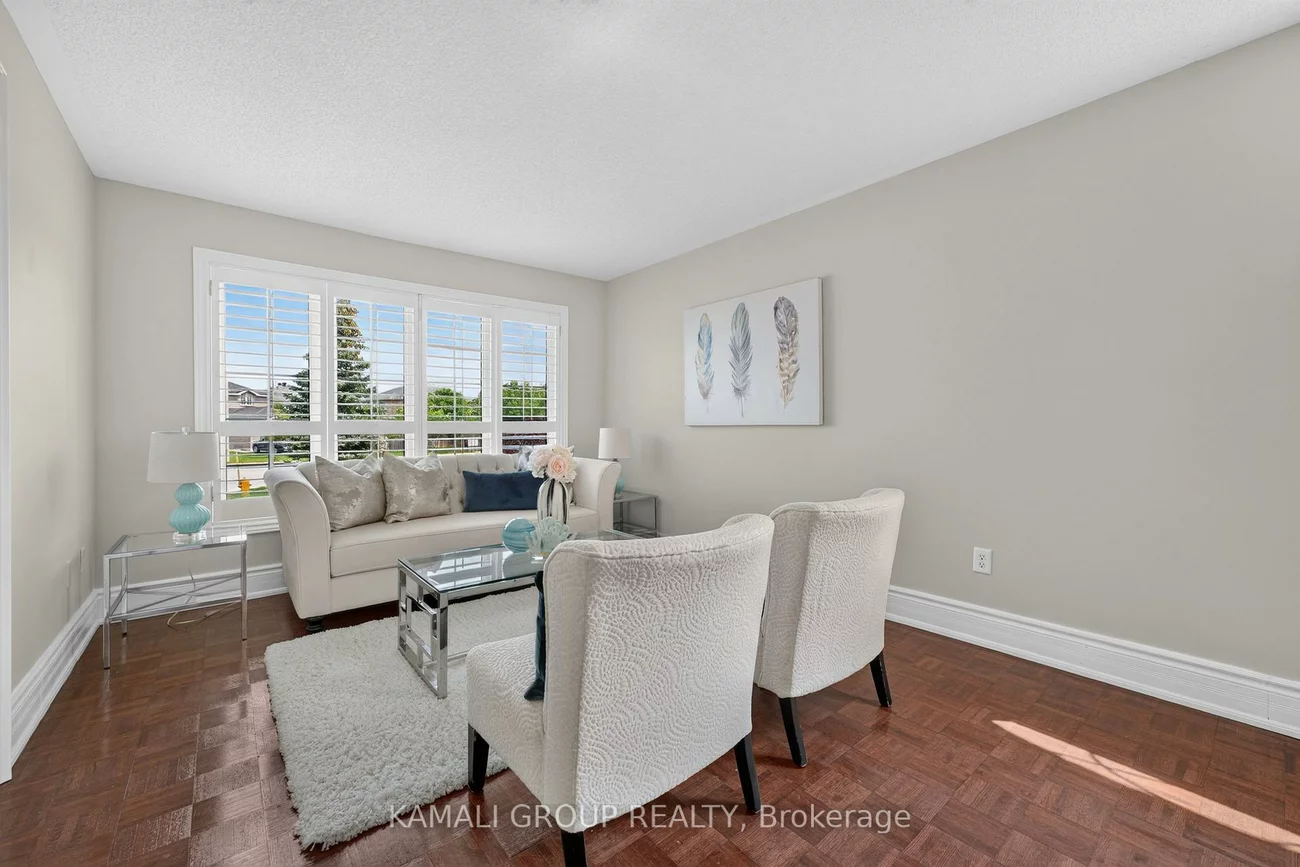 10, Rebecca, Painswick South, Barrie