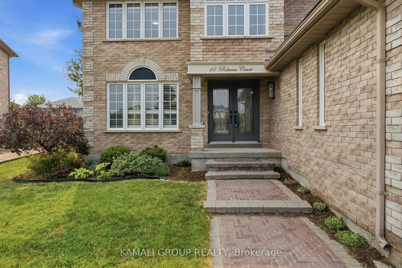 10, Rebecca, Painswick South, Barrie