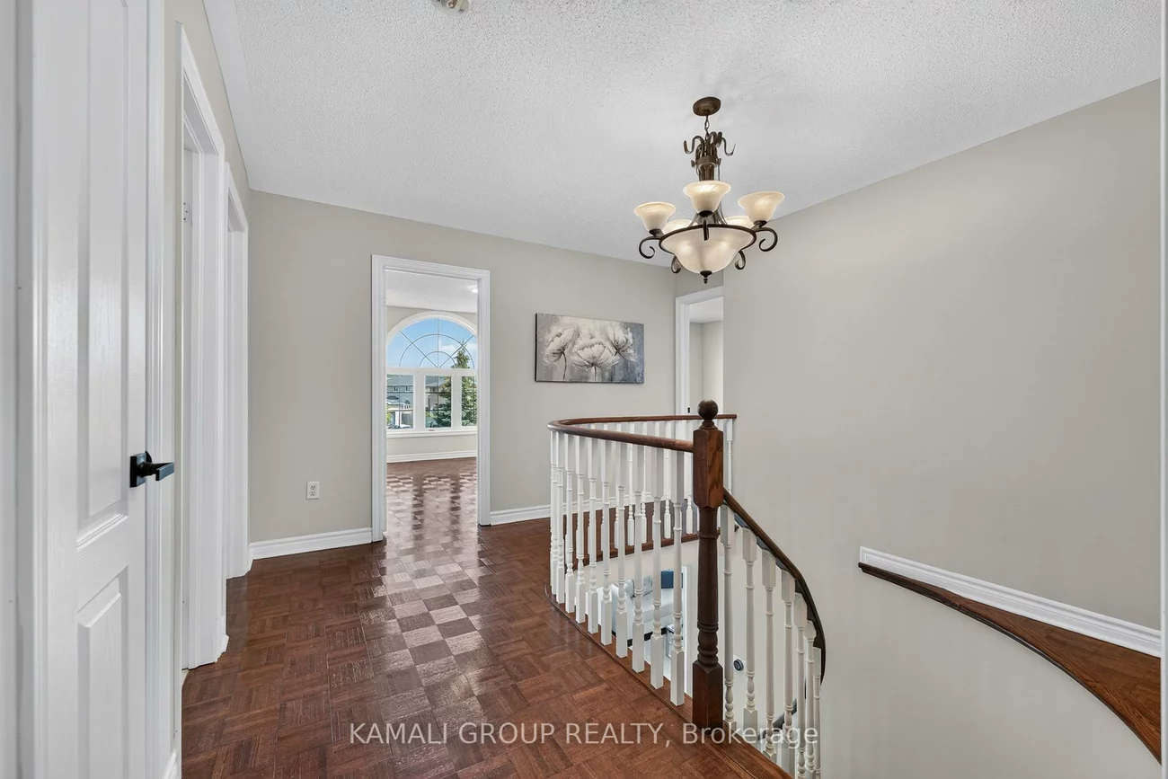 10, Rebecca, Painswick South, Barrie