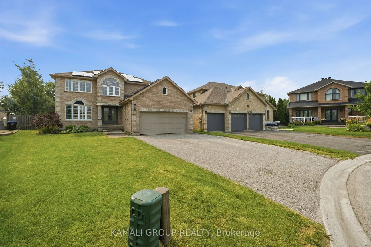 10, Rebecca, Painswick South, Barrie