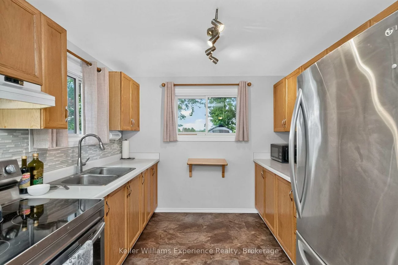 58, Maitland, Grove East, Barrie