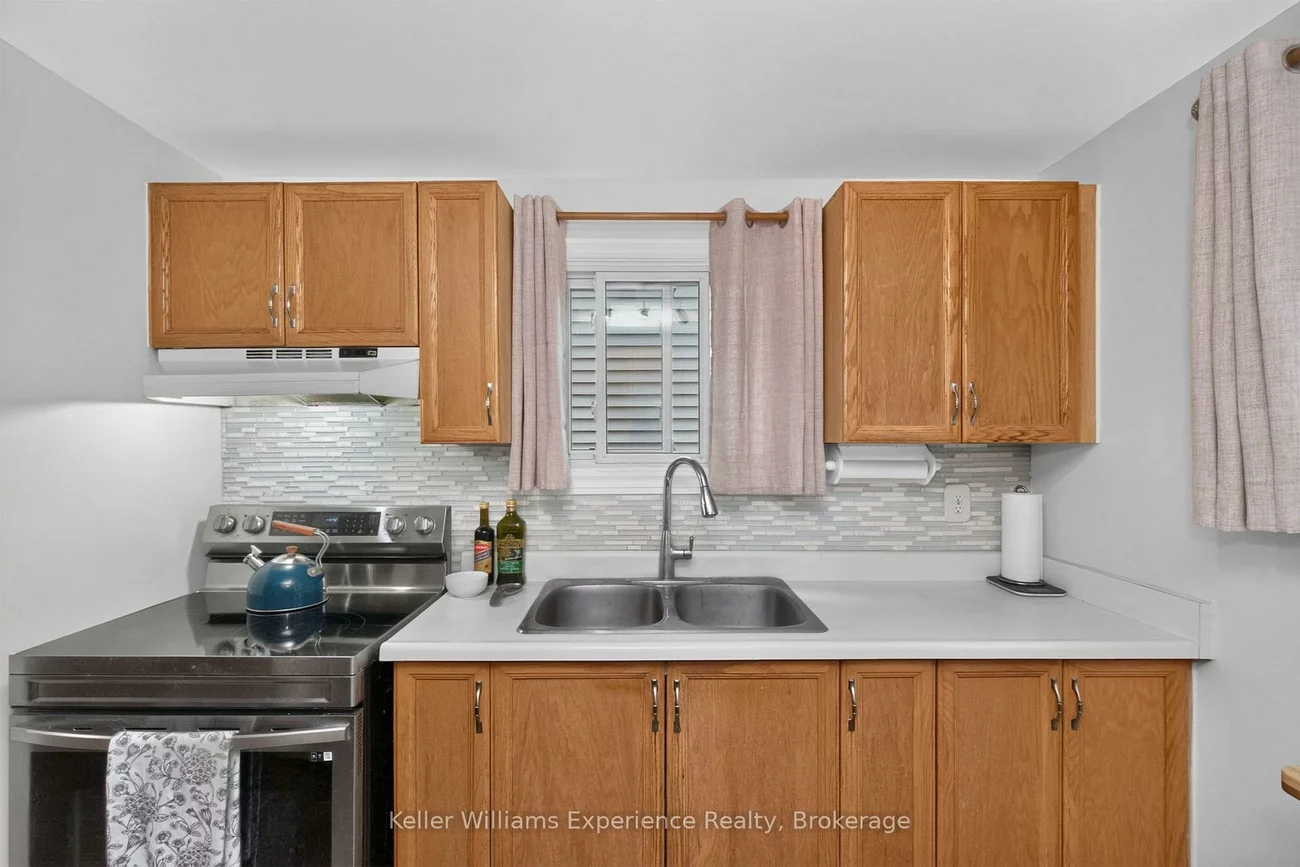 58, Maitland, Grove East, Barrie