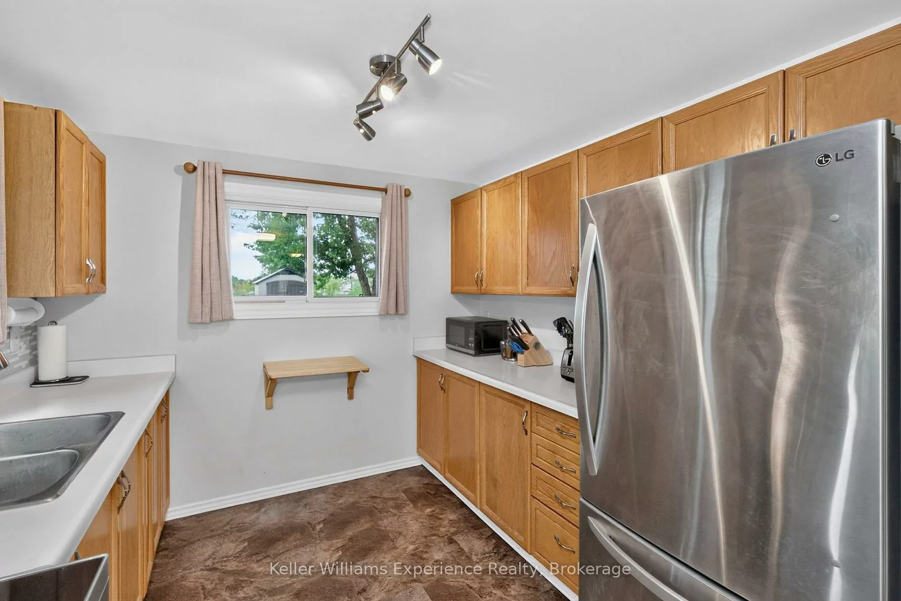 58, Maitland, Grove East, Barrie
