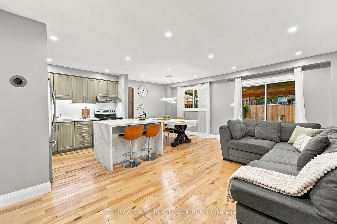 36, Chaucer, Letitia Heights, Barrie
