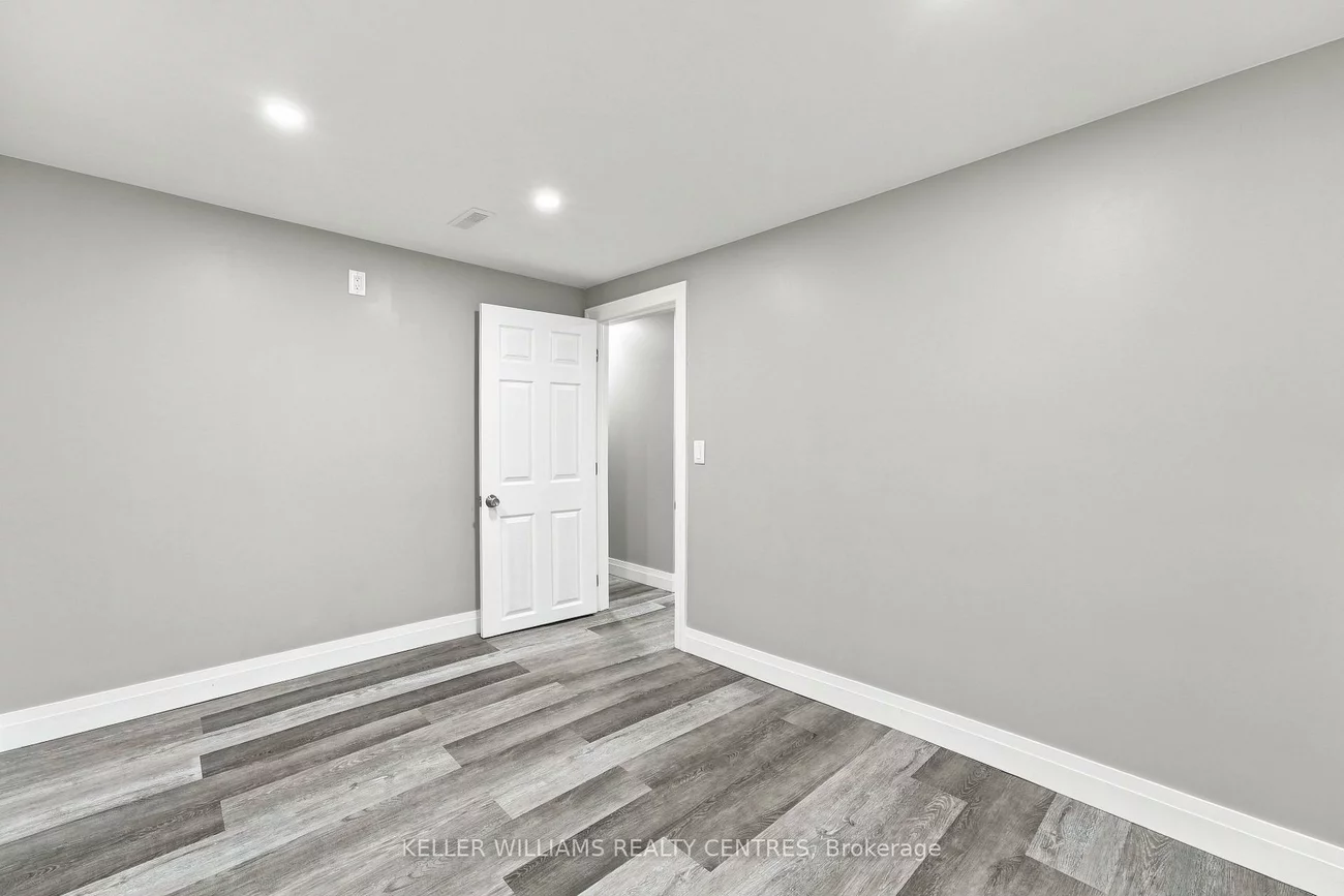 36, Chaucer, Letitia Heights, Barrie