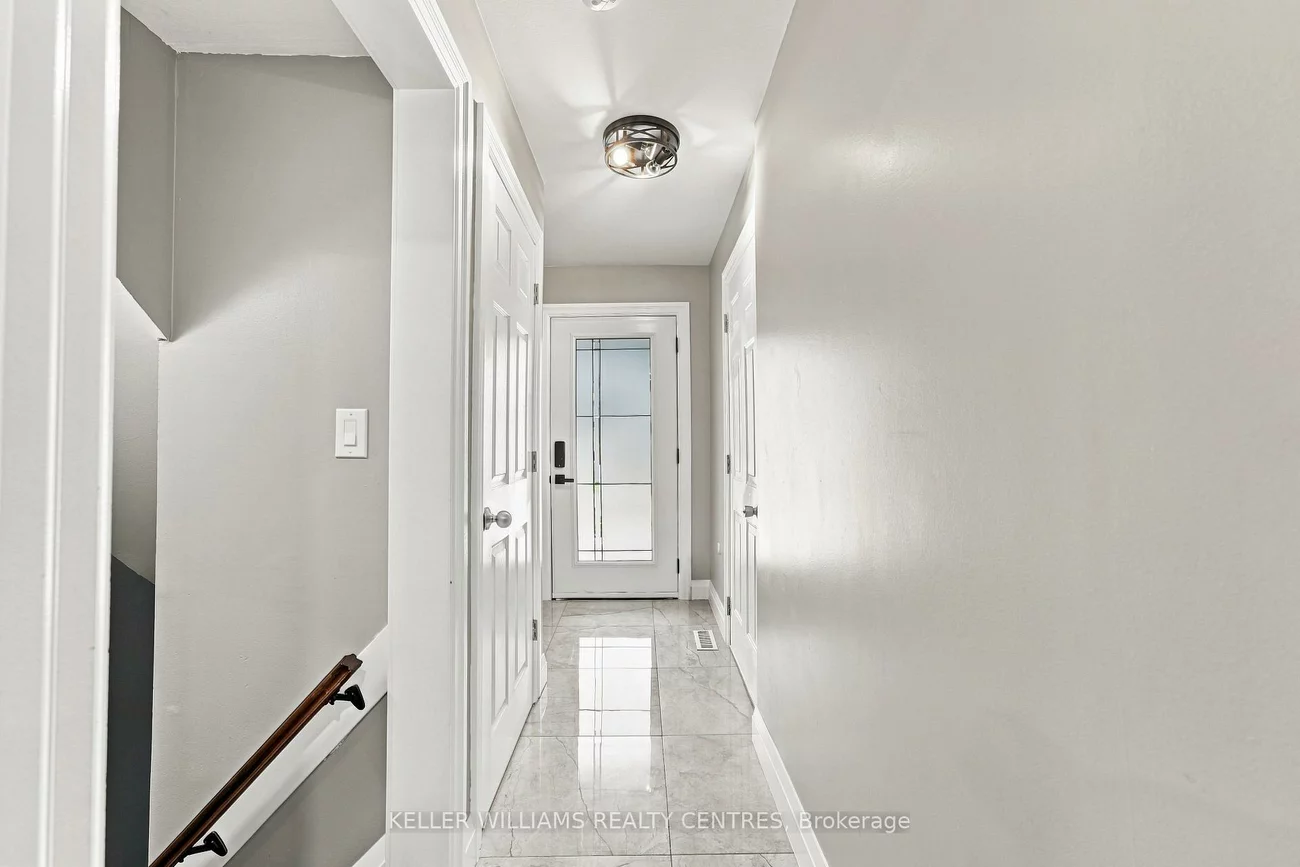 36, Chaucer, Letitia Heights, Barrie