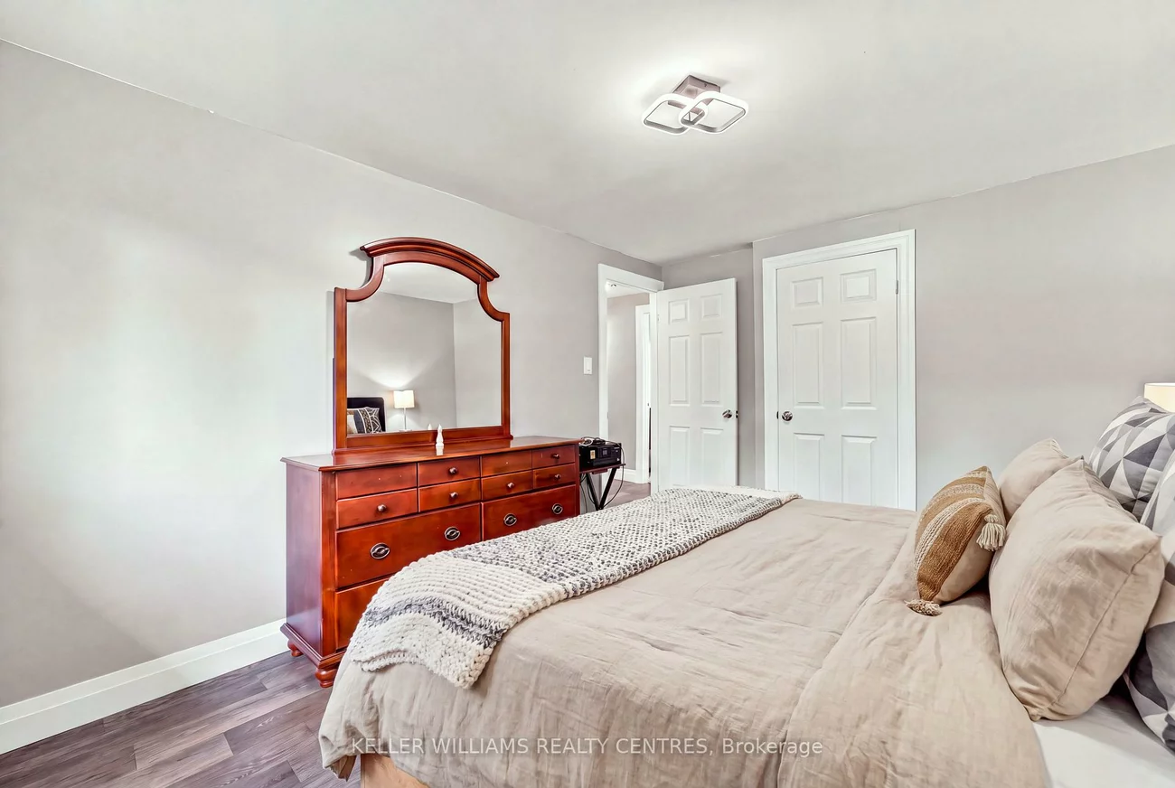 36, Chaucer, Letitia Heights, Barrie