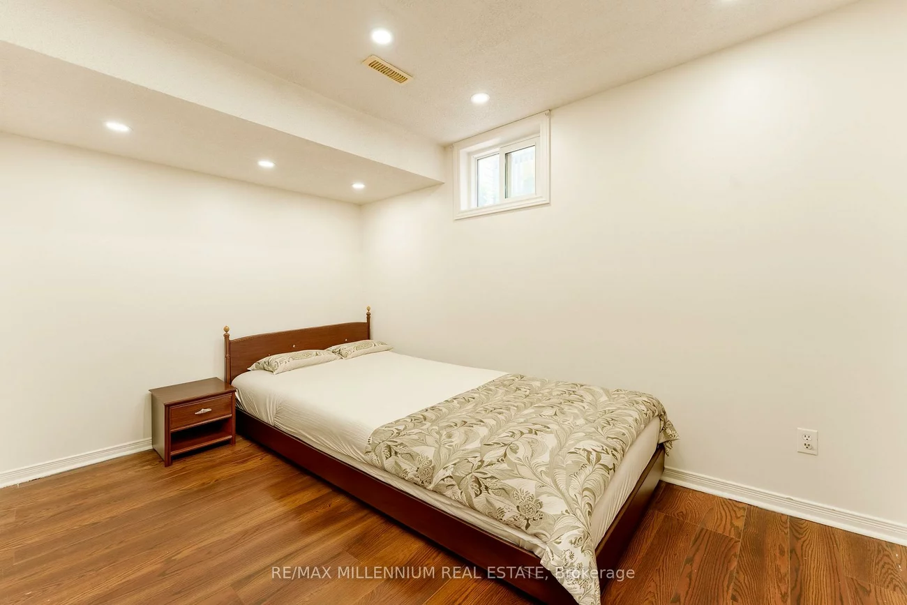 117, Rose, Wellington, Barrie