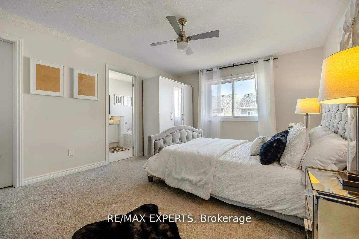 10, Snowden, Innis-Shore, Barrie