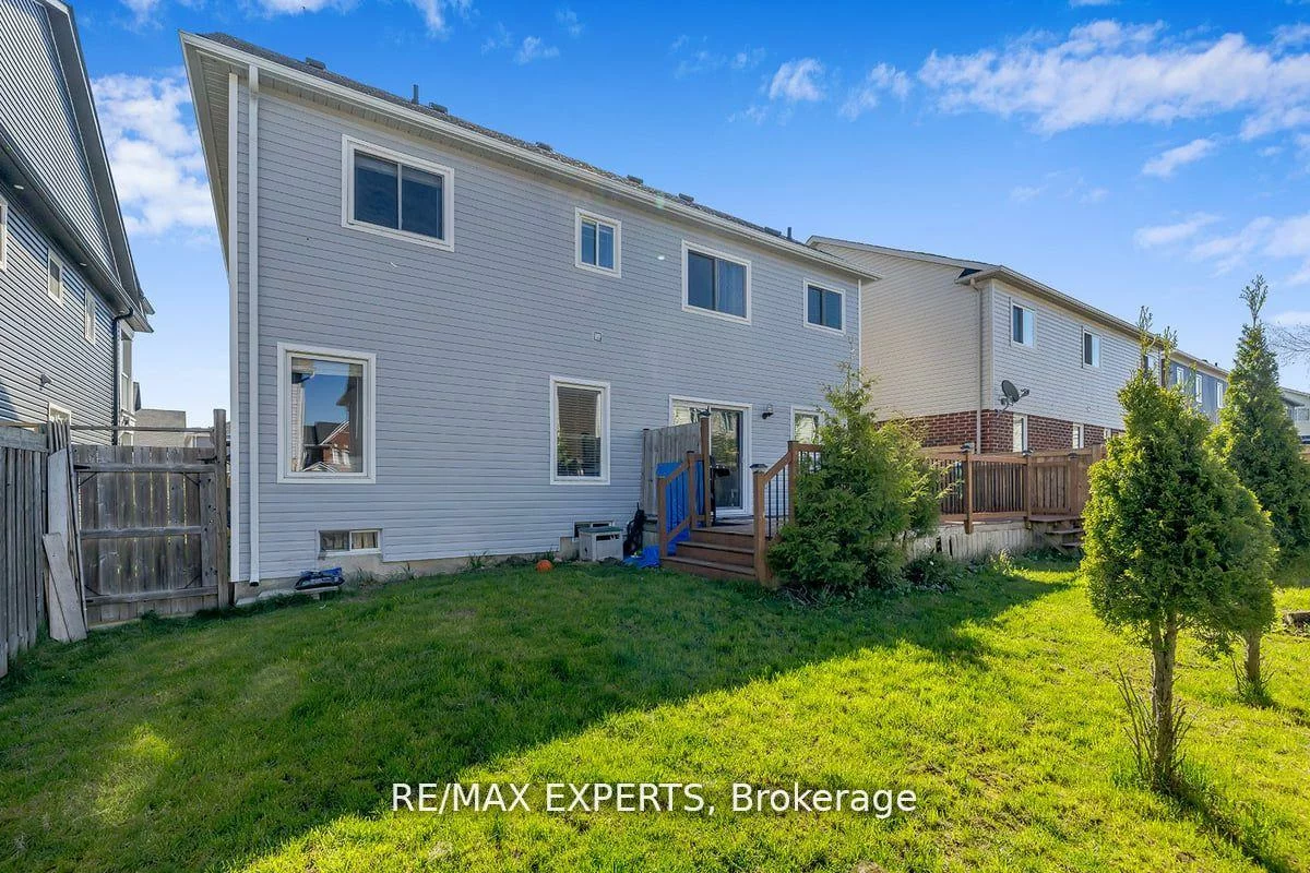 10, Snowden, Innis-Shore, Barrie