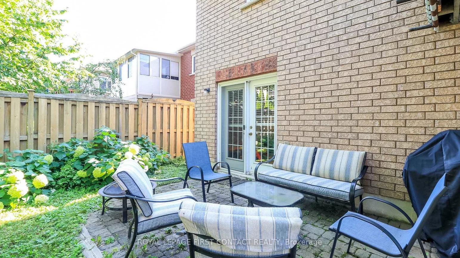 79, White Elm, Holly, Barrie