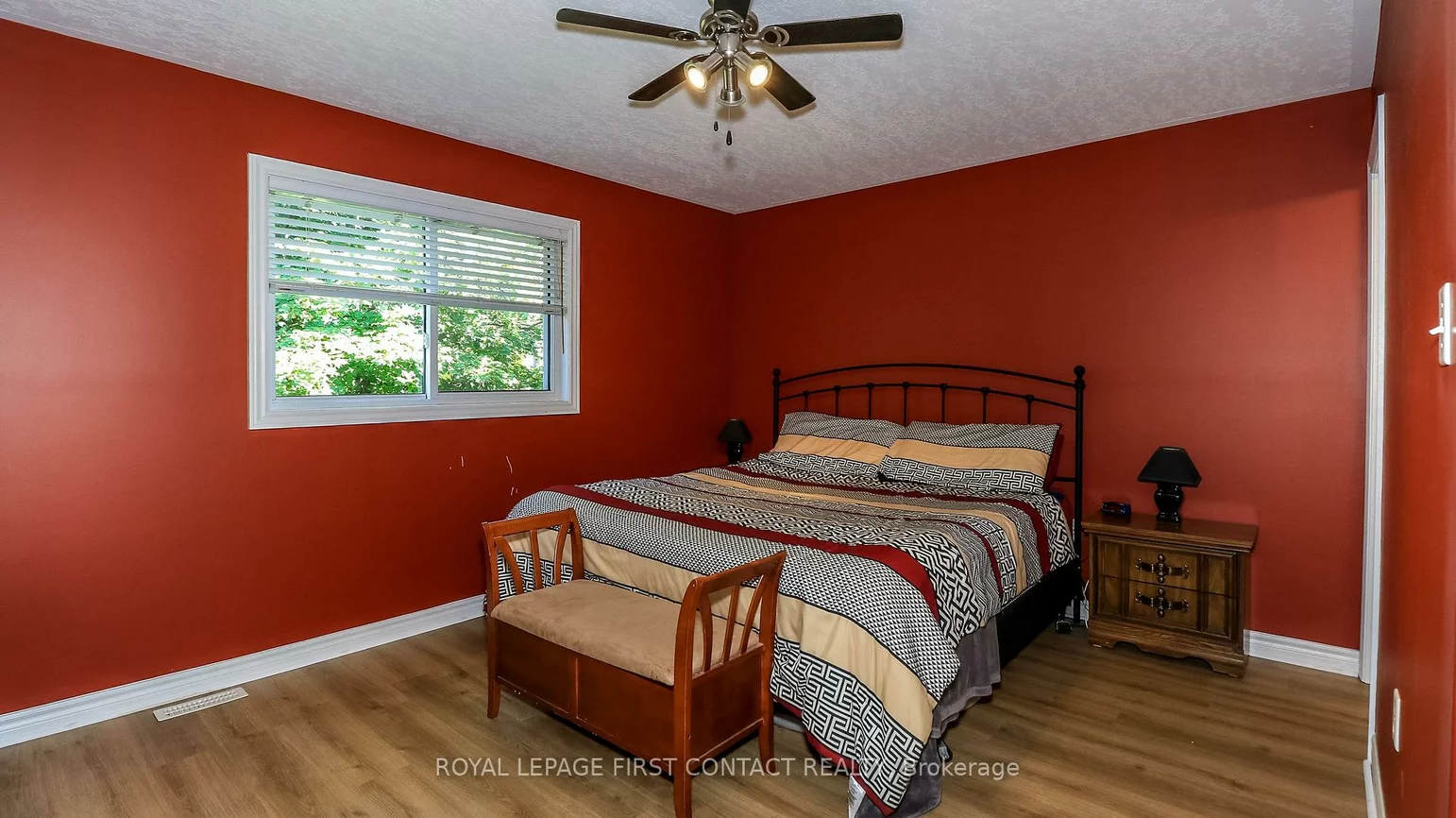 79, White Elm, Holly, Barrie