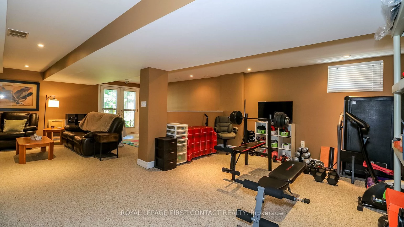 79, White Elm, Holly, Barrie