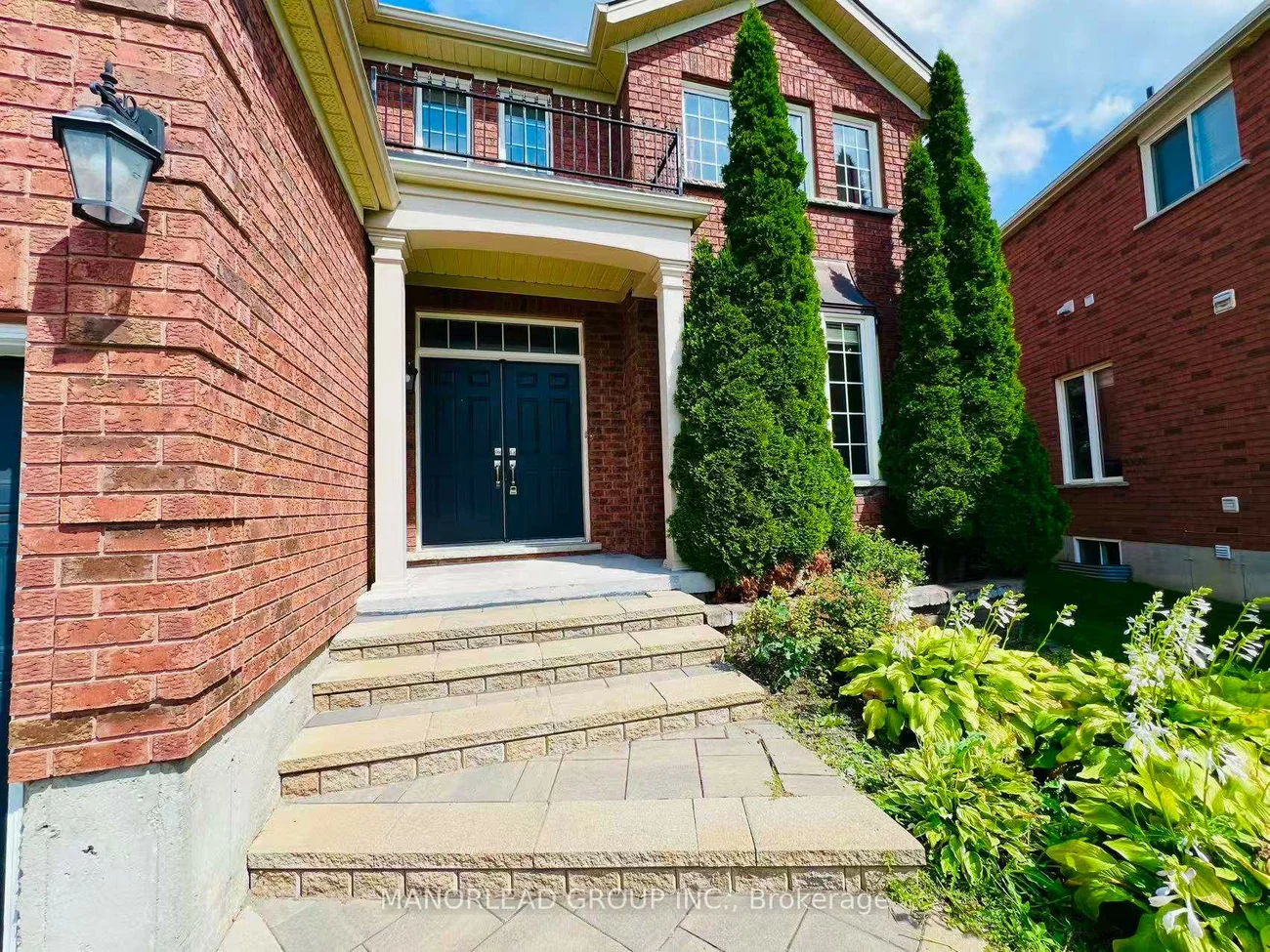 42, Parisian, Innis-Shore, Barrie