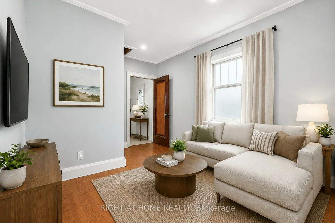 85, Maple, City Centre, Barrie