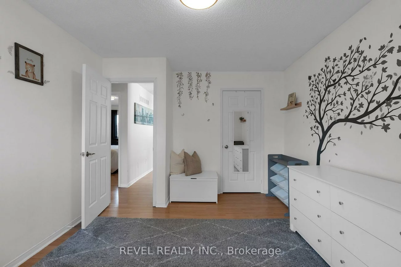 7, Penton, West Bayfield, Barrie