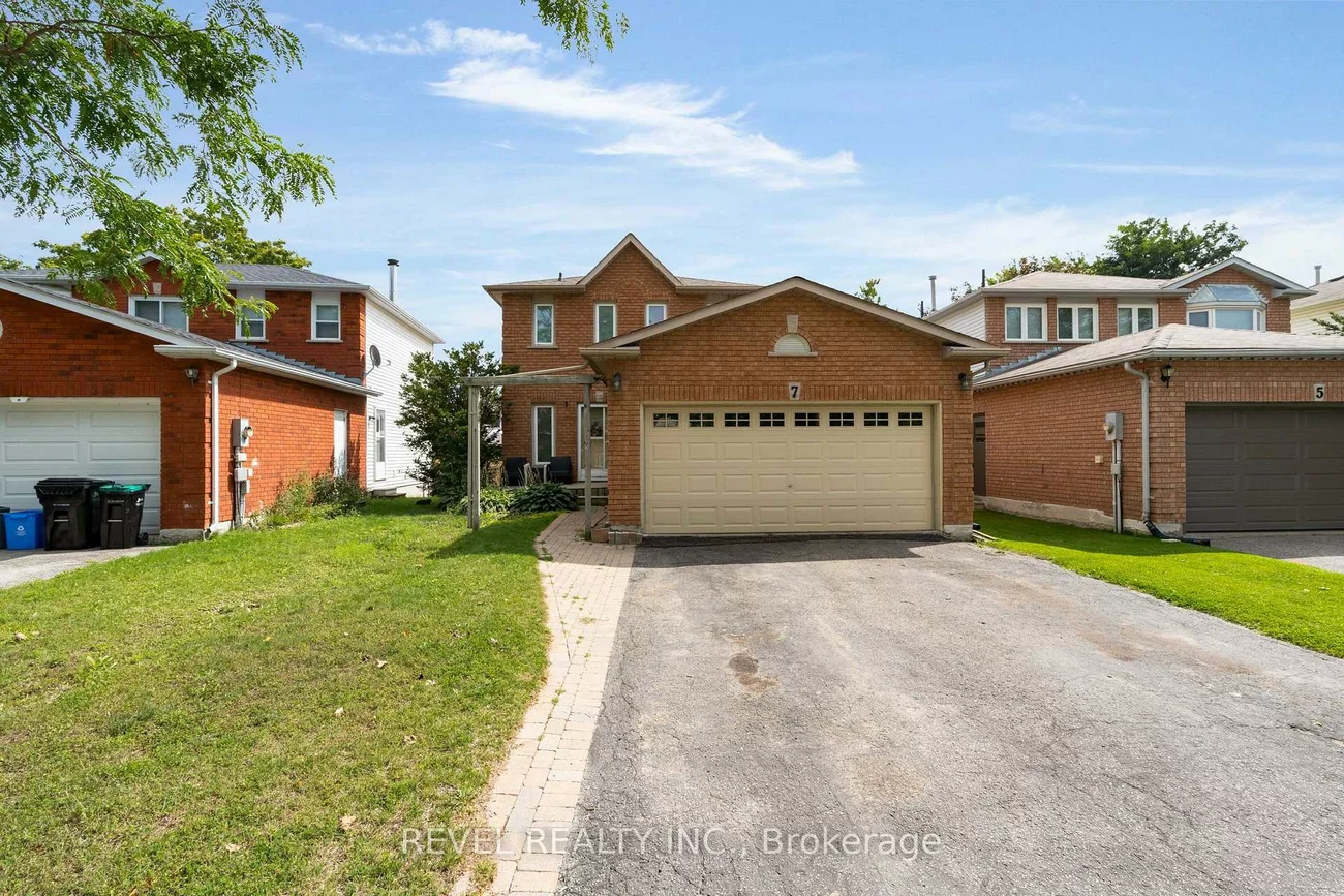 7, Penton, West Bayfield, Barrie