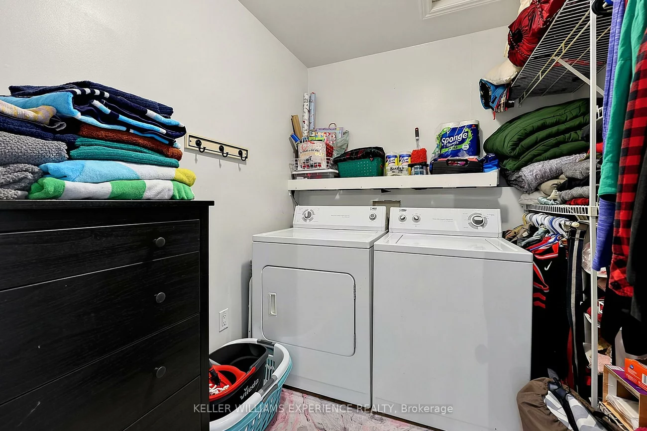 19, Centre, Allandale, Barrie