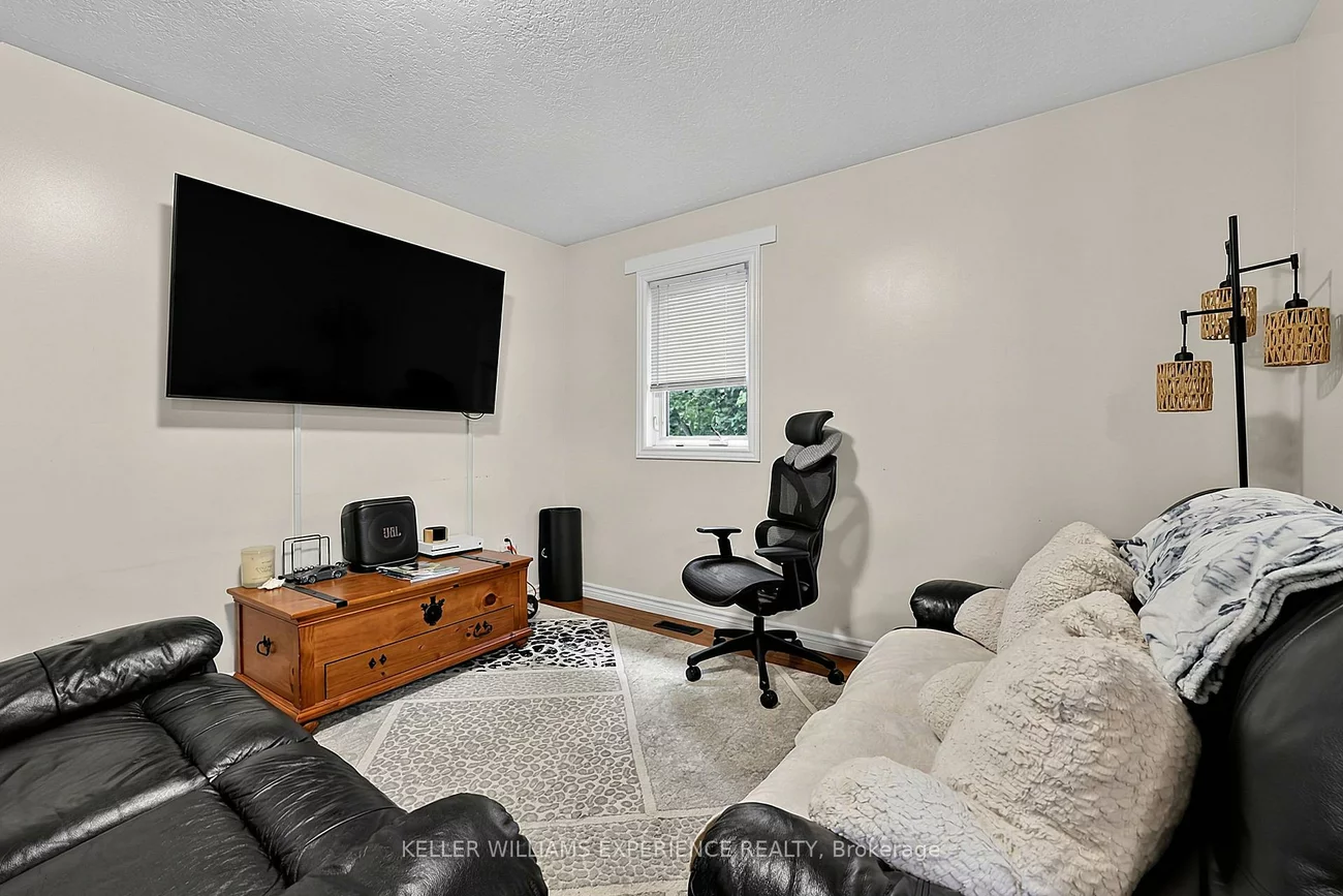 19, Centre, Allandale, Barrie