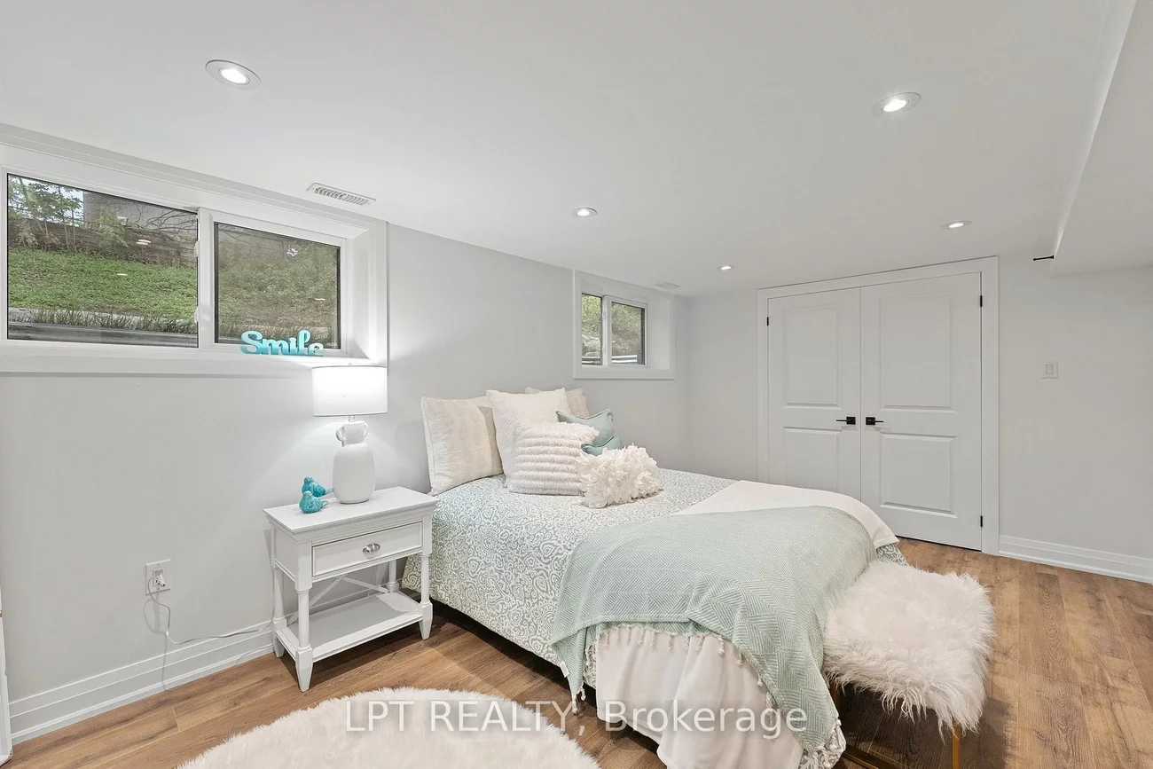 168, Berczy, Wellington, Barrie