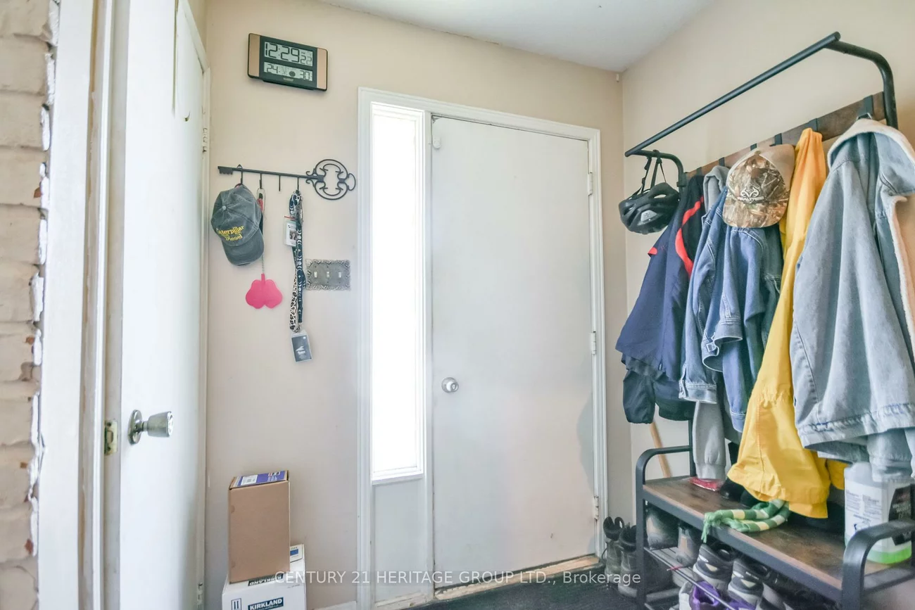 85, Chaucer, Letitia Heights, Barrie