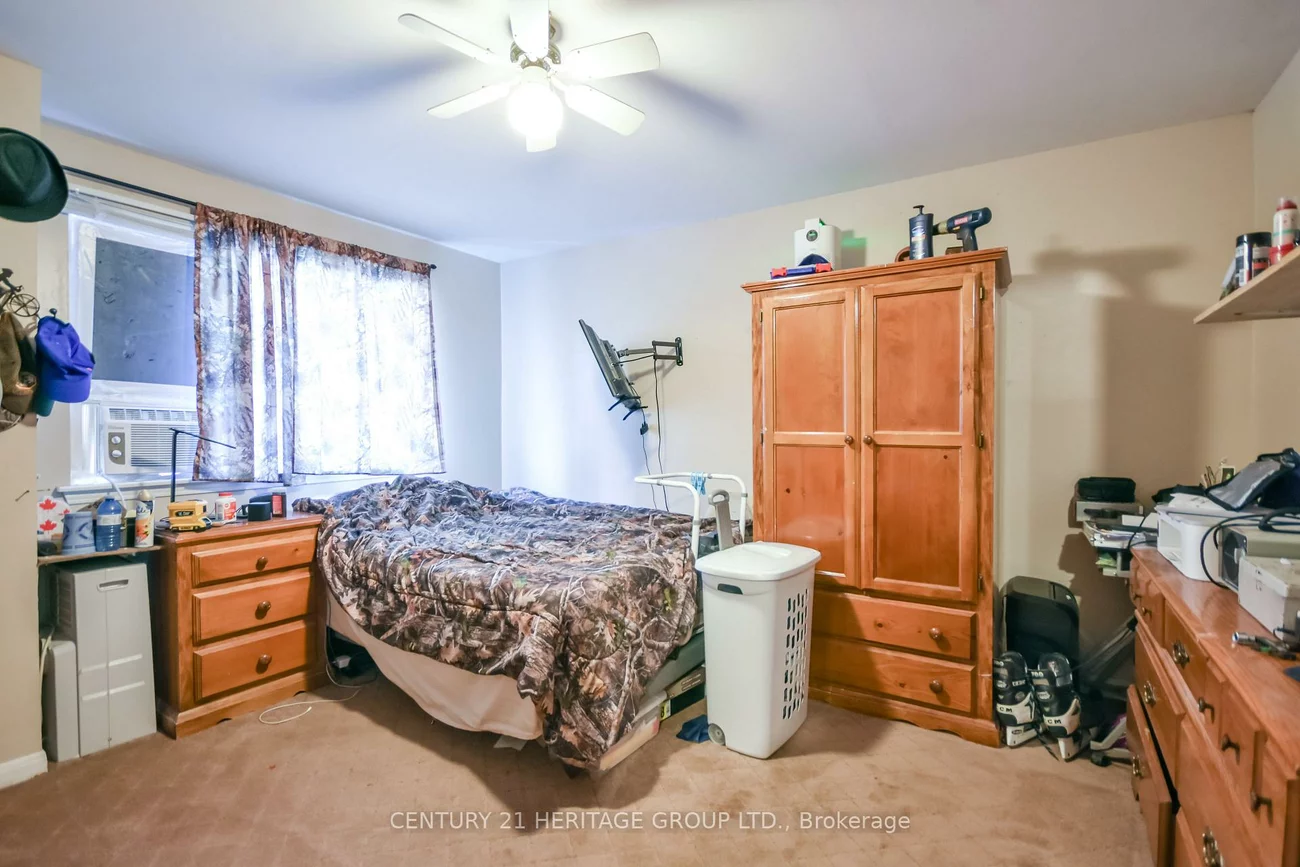 85, Chaucer, Letitia Heights, Barrie