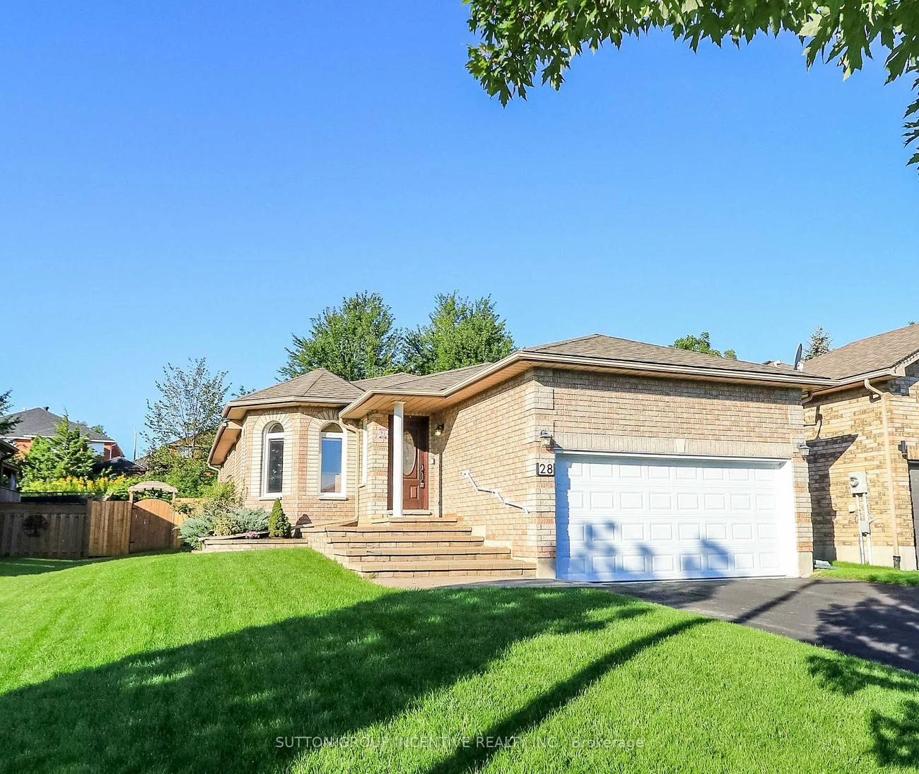 28, Brookfield, Bayshore, Barrie