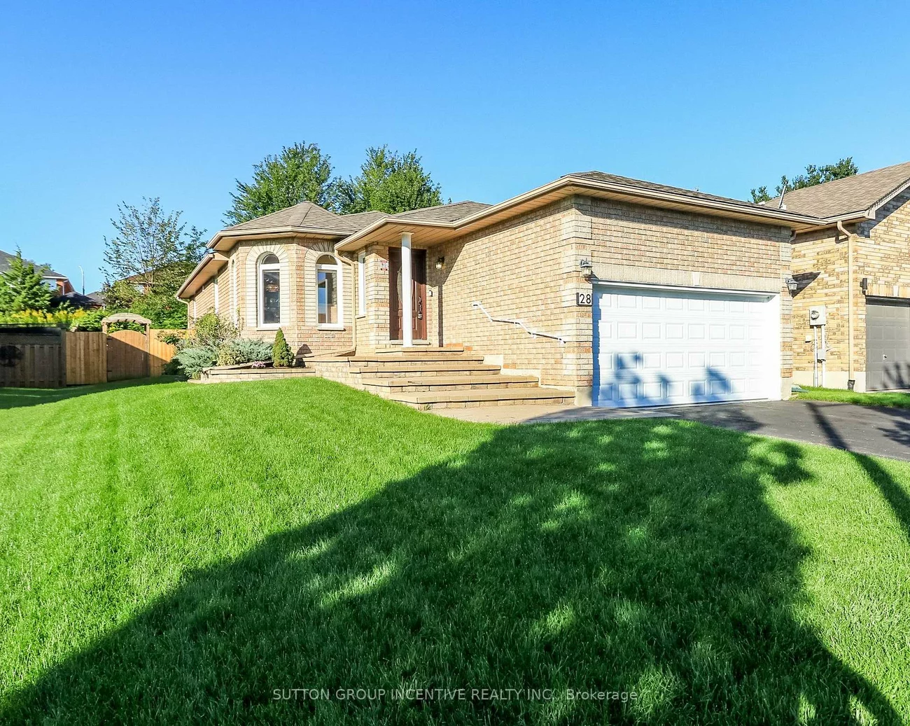 28, Brookfield, Bayshore, Barrie