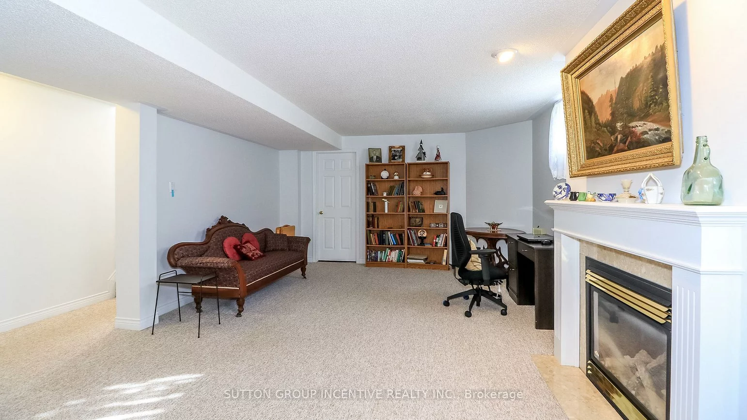 28, Brookfield, Bayshore, Barrie