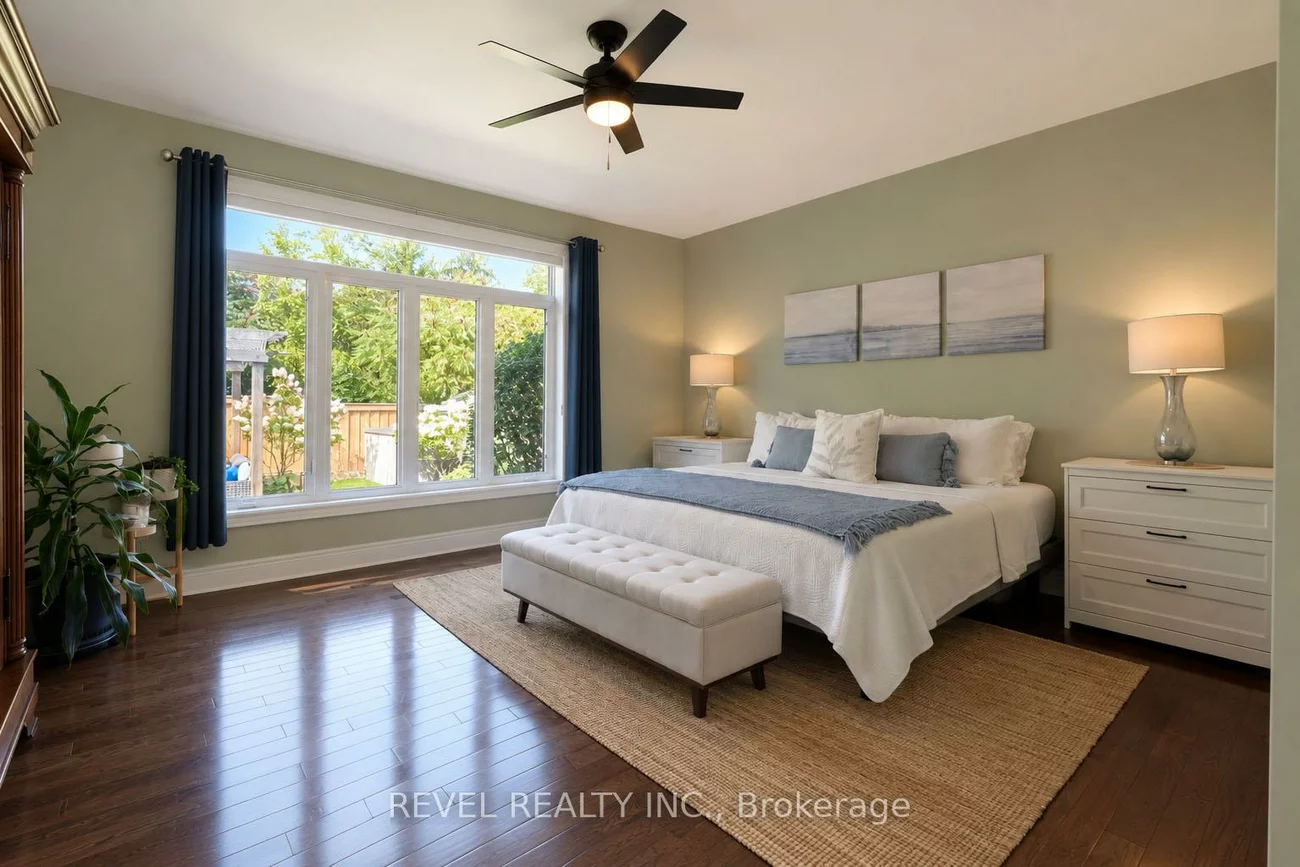 36, Turner, Bayshore, Barrie