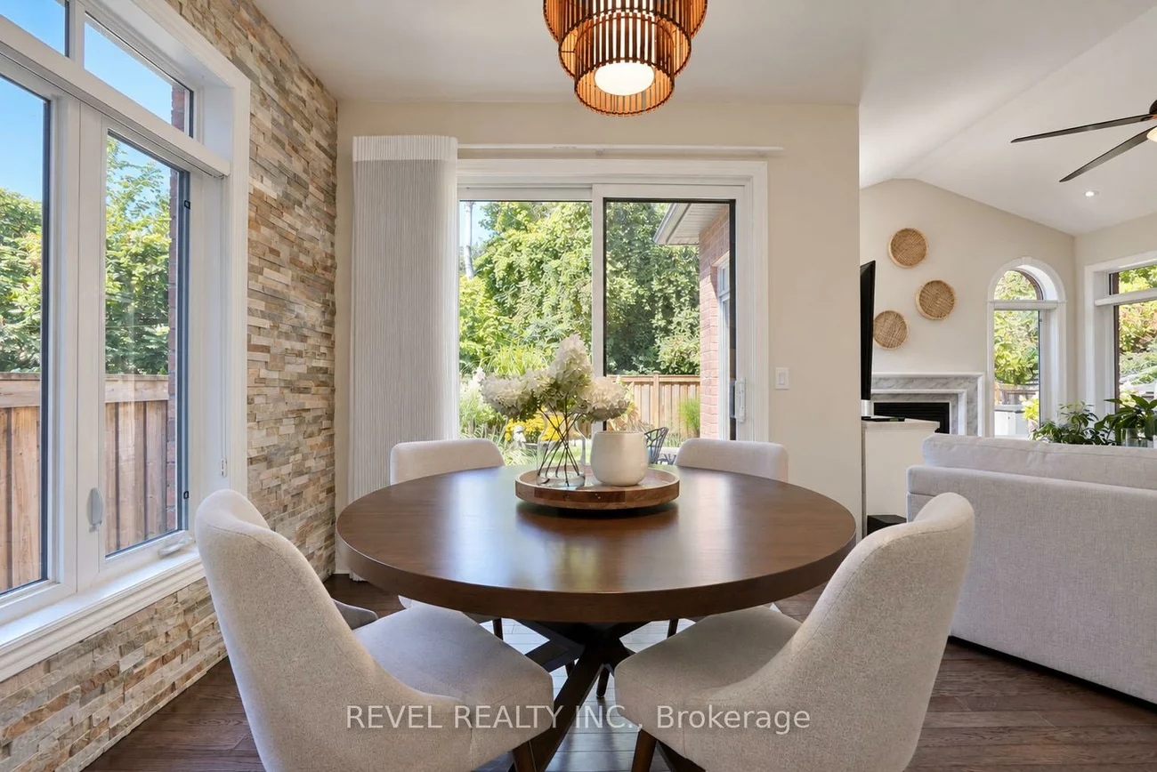 36, Turner, Bayshore, Barrie