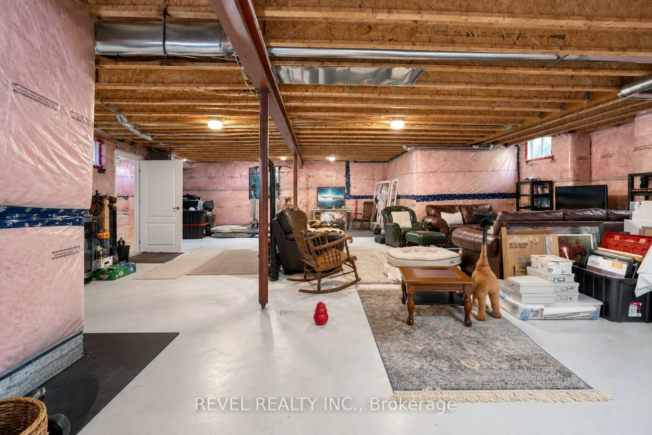 36, Turner, Bayshore, Barrie