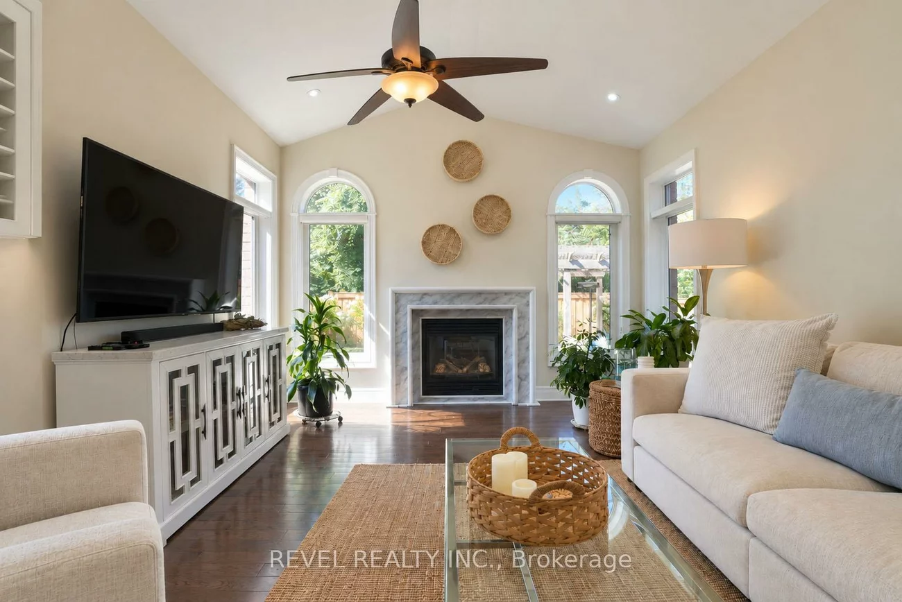 36, Turner, Bayshore, Barrie