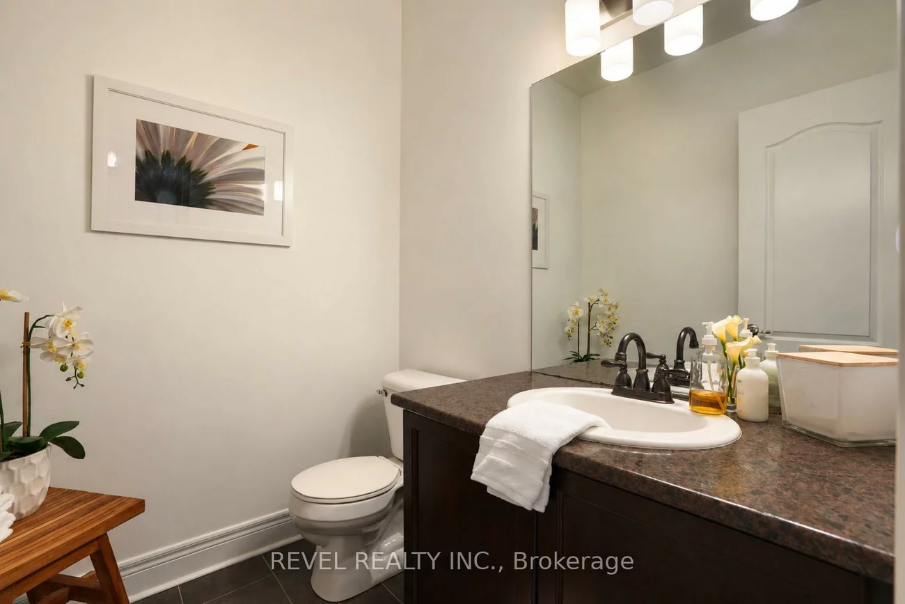36, Turner, Bayshore, Barrie