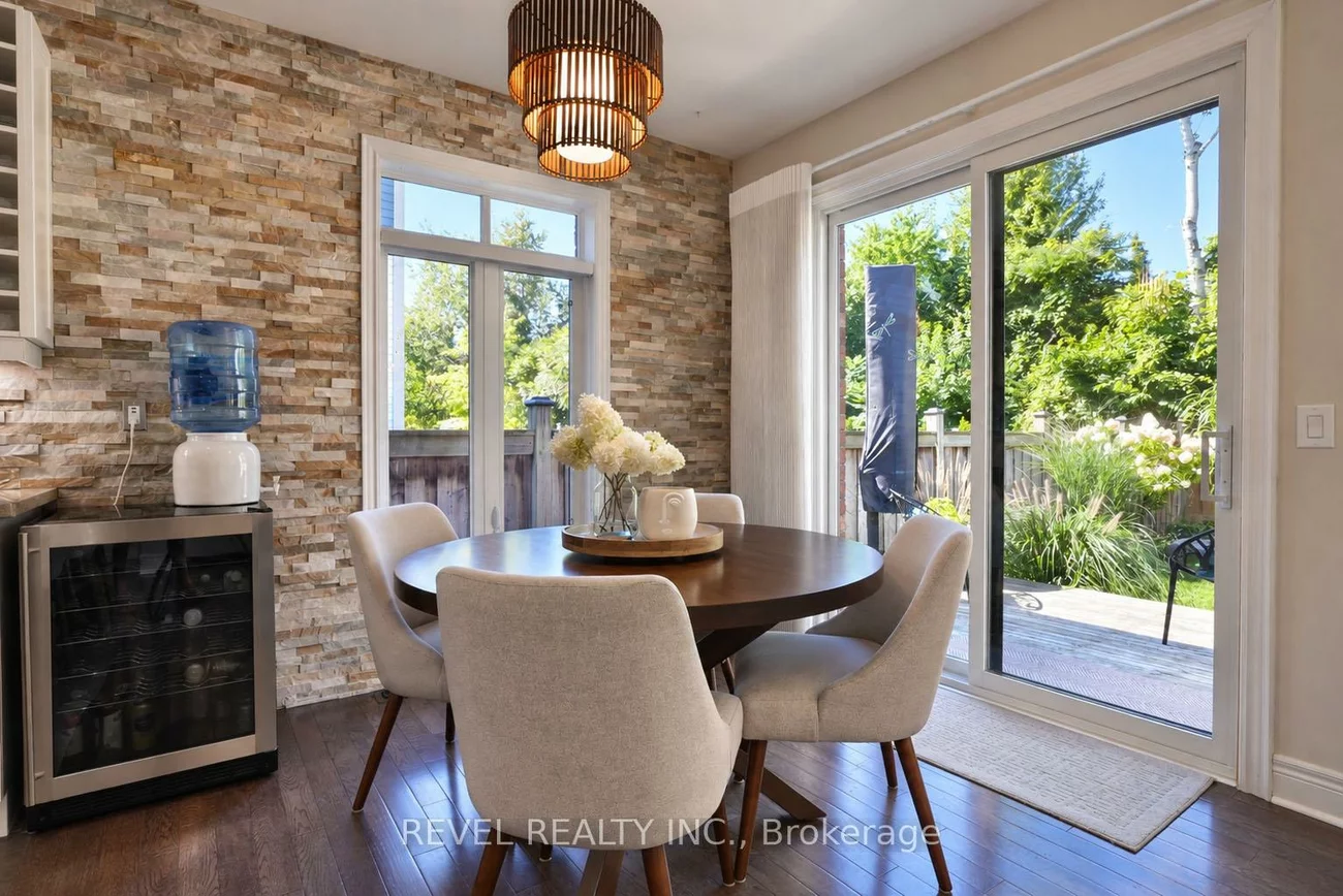 36, Turner, Bayshore, Barrie