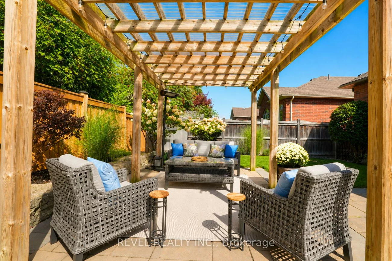 36, Turner, Bayshore, Barrie
