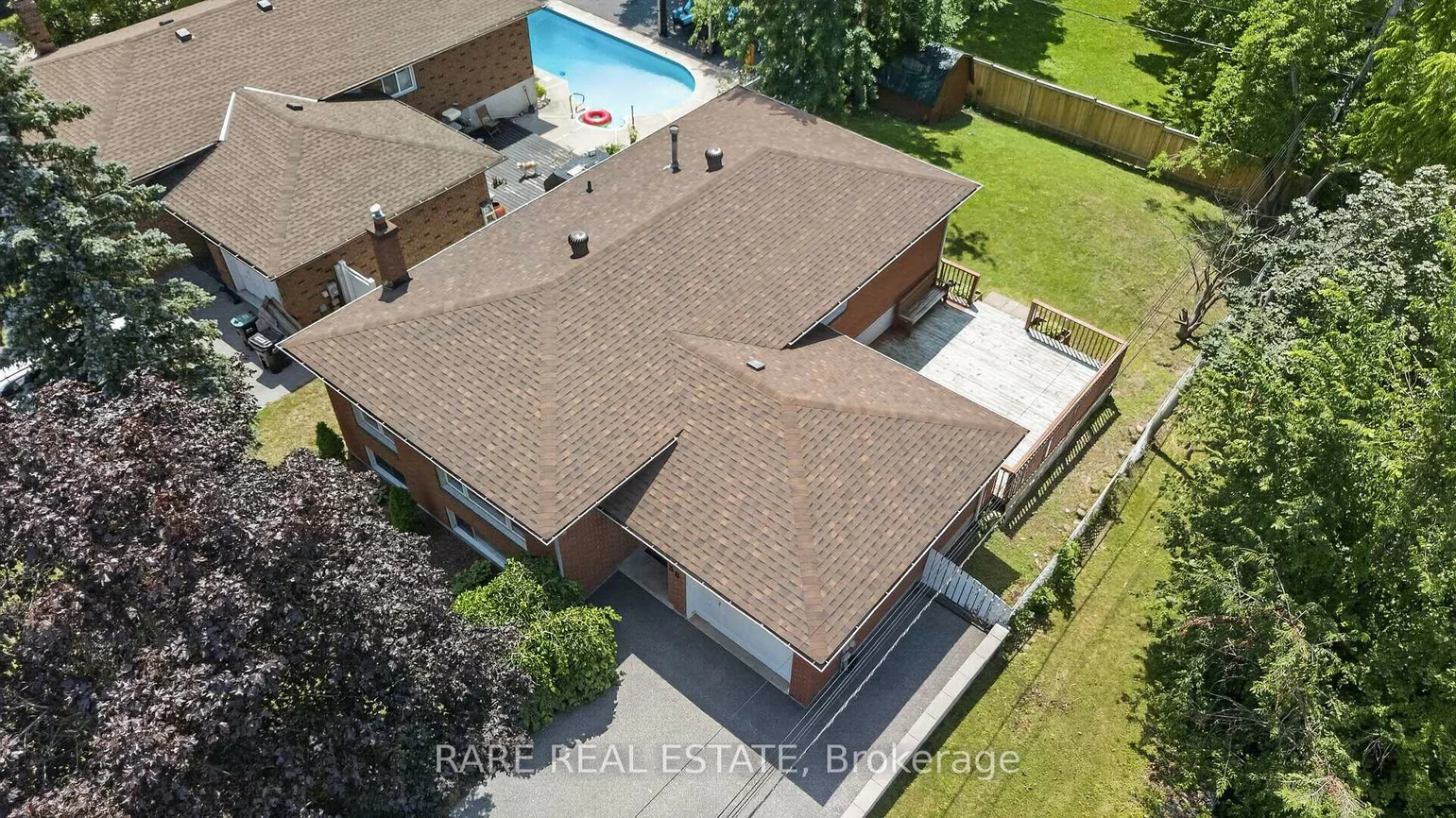 38, Lay, Wellington, Barrie