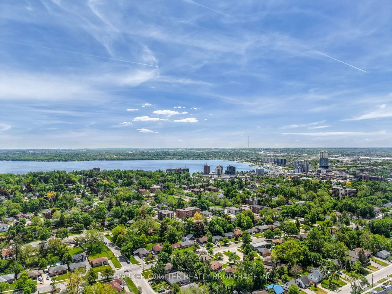 7, Oakley Park, Wellington, Barrie
