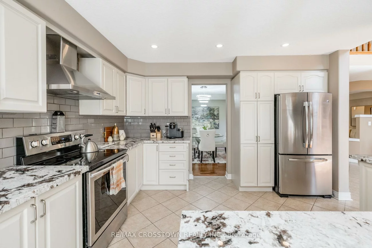 89, Sovereign's, Innis-Shore, Barrie