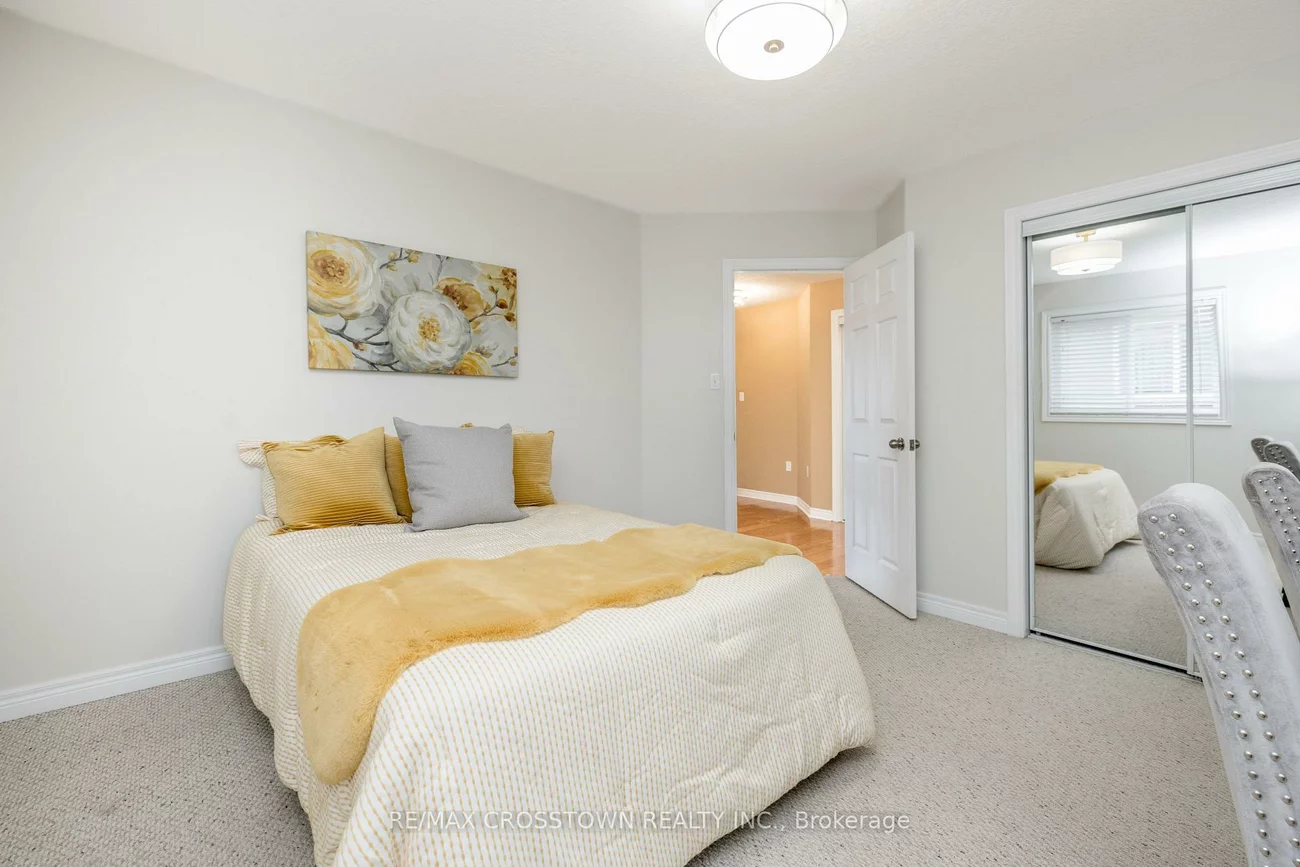 89, Sovereign's, Innis-Shore, Barrie