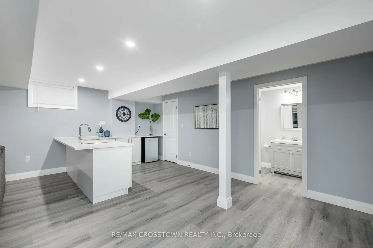 89, Sovereign's, Innis-Shore, Barrie